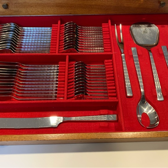 Vintage Flatware Set - Picture 3 of 5